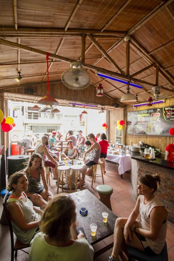 Vietnam Backpacker Hostels - Original Hanoi Eksteriør billede